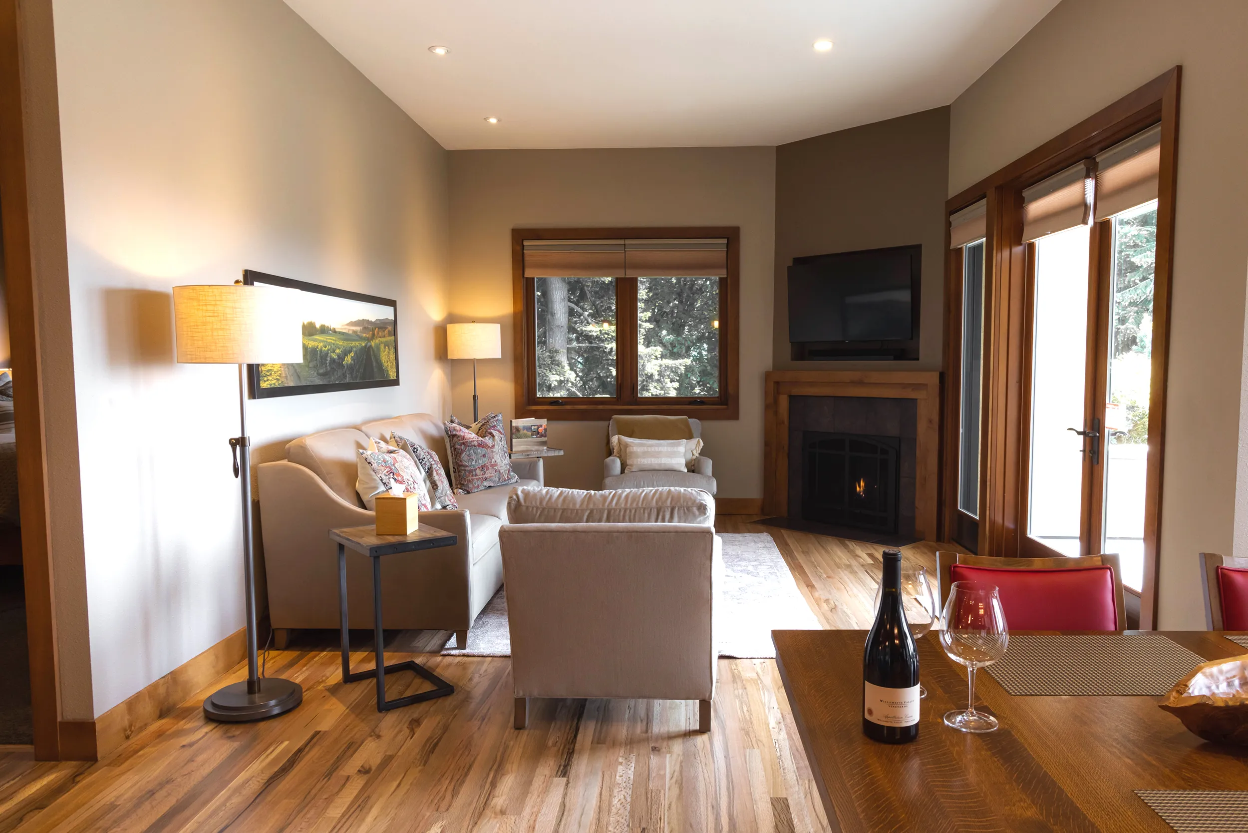 Winery_Suite_Living_2-3