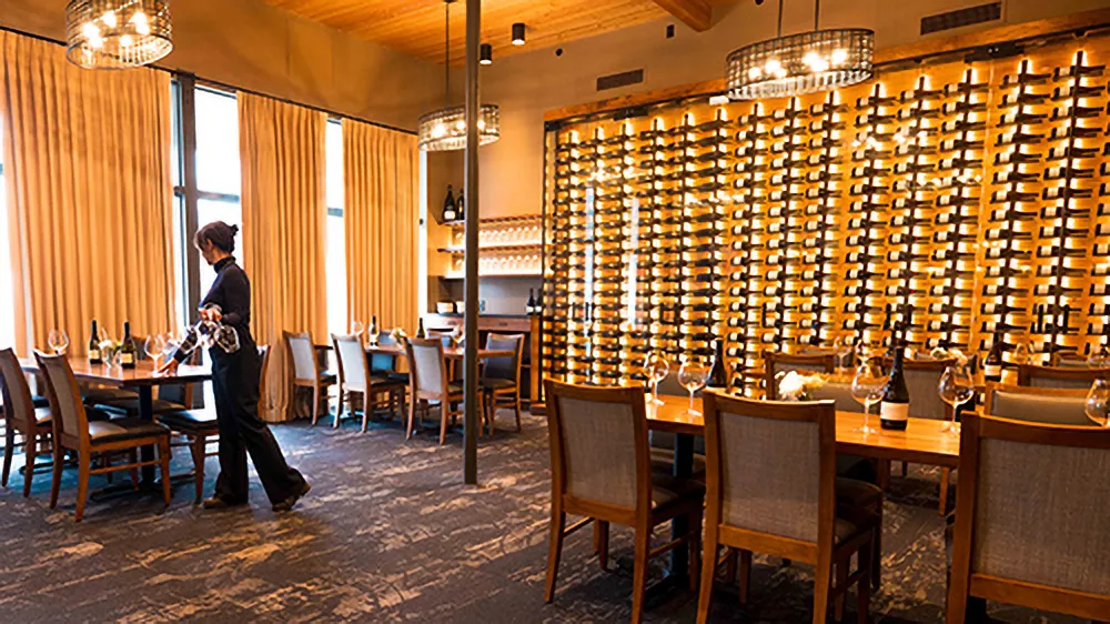 Lake Oswego Tasting Room & Restaurant 