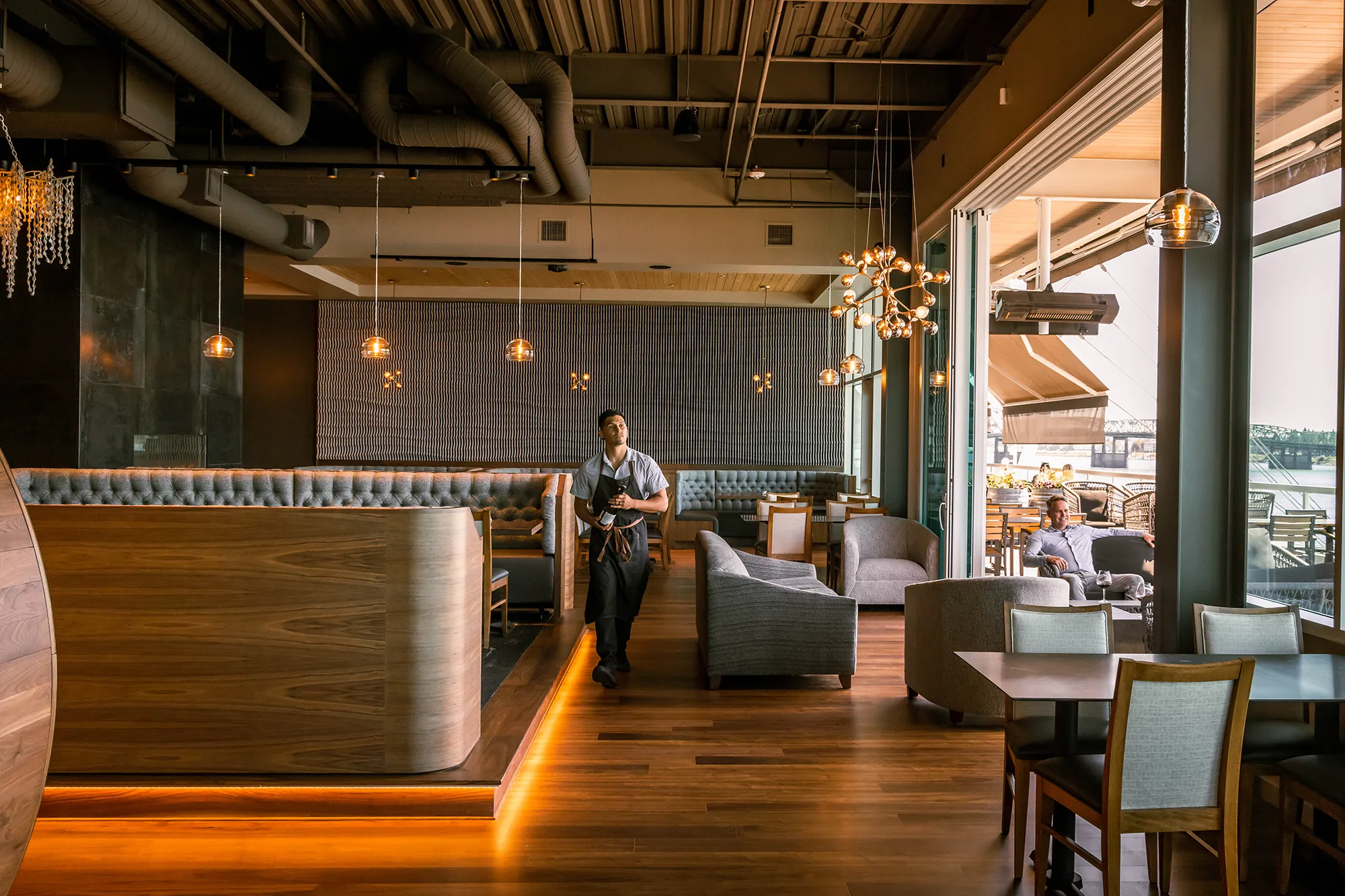 Van_Make_A_Reservation